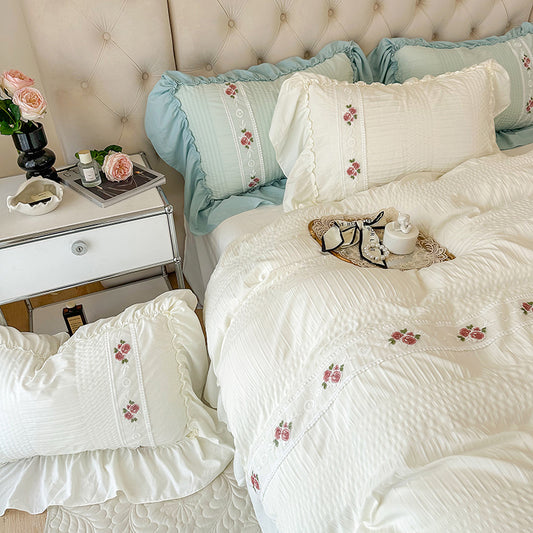 Belle Blooms Bedding Set