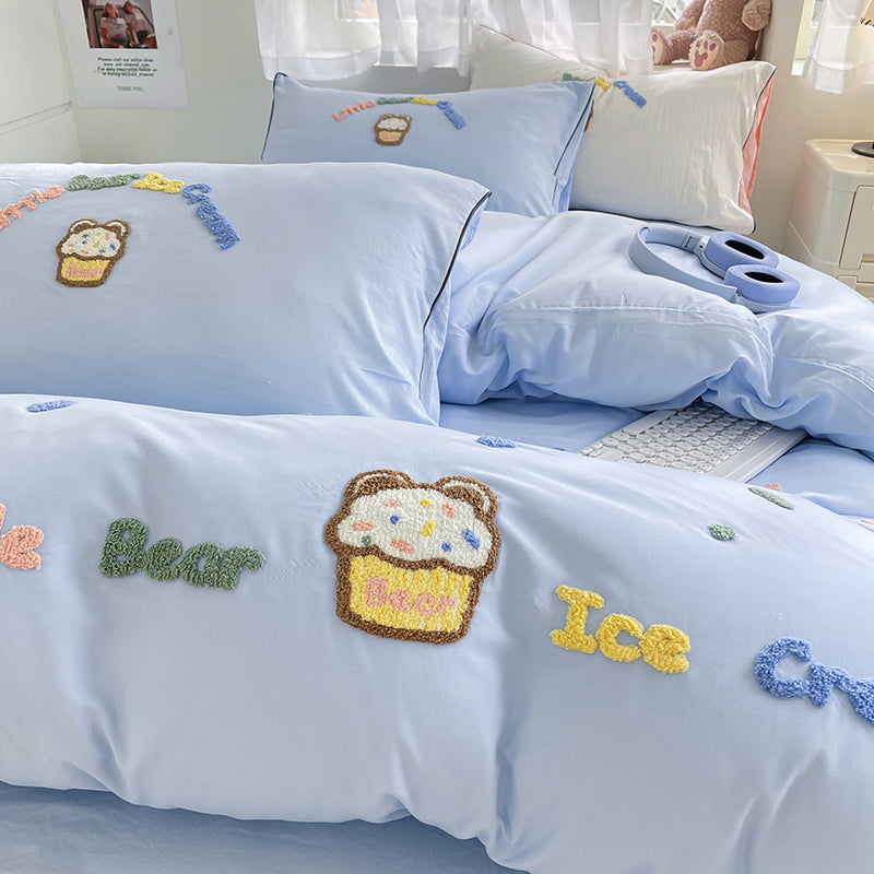 LittleScoop Embroidery Bedding Set