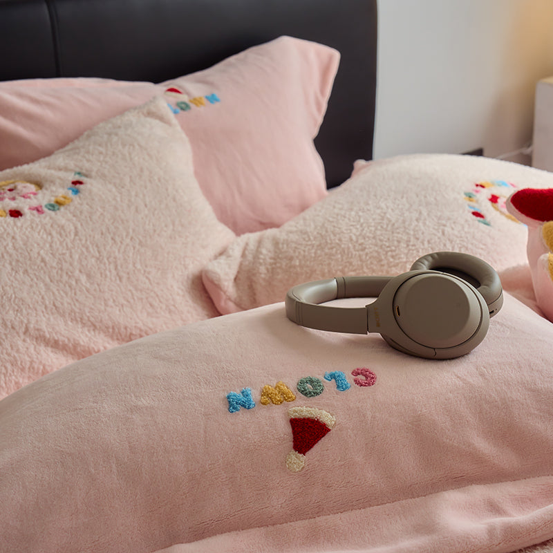 Cozy Wool Dreamland Bedding Set