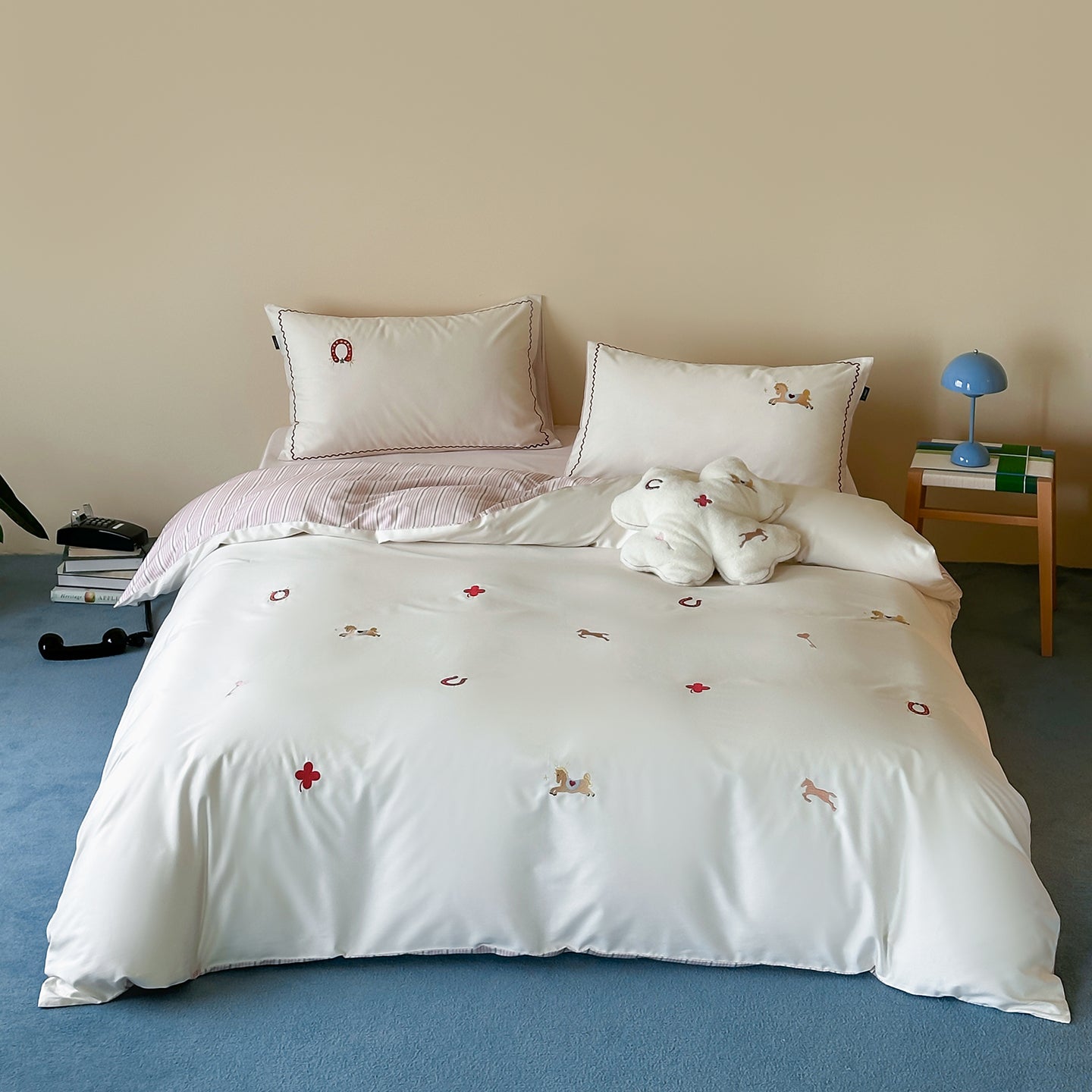 Lucky Pony Embroidery Bedding Set - White bedding scene