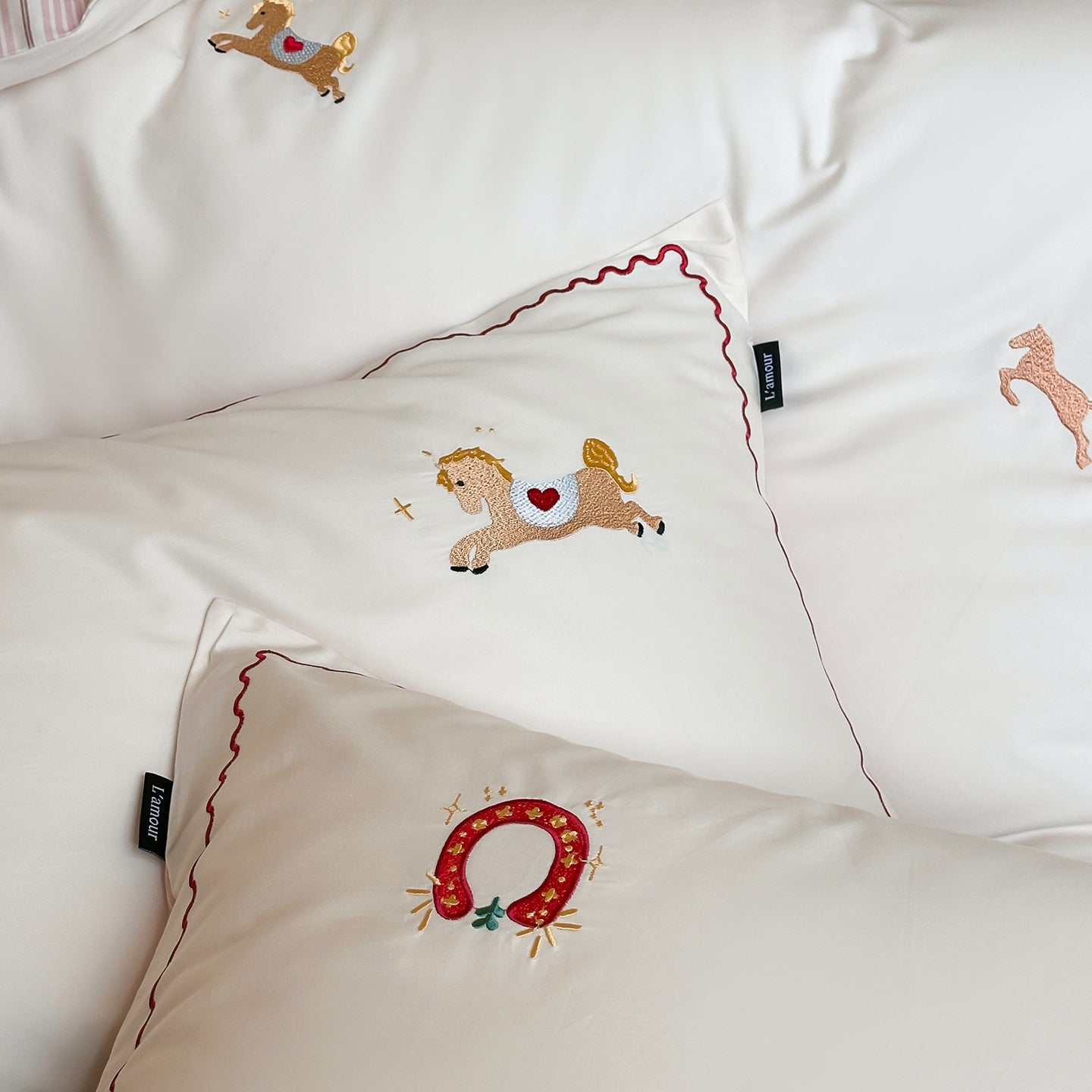 Lucky Pony Embroidery Bedding Set - embroidery details