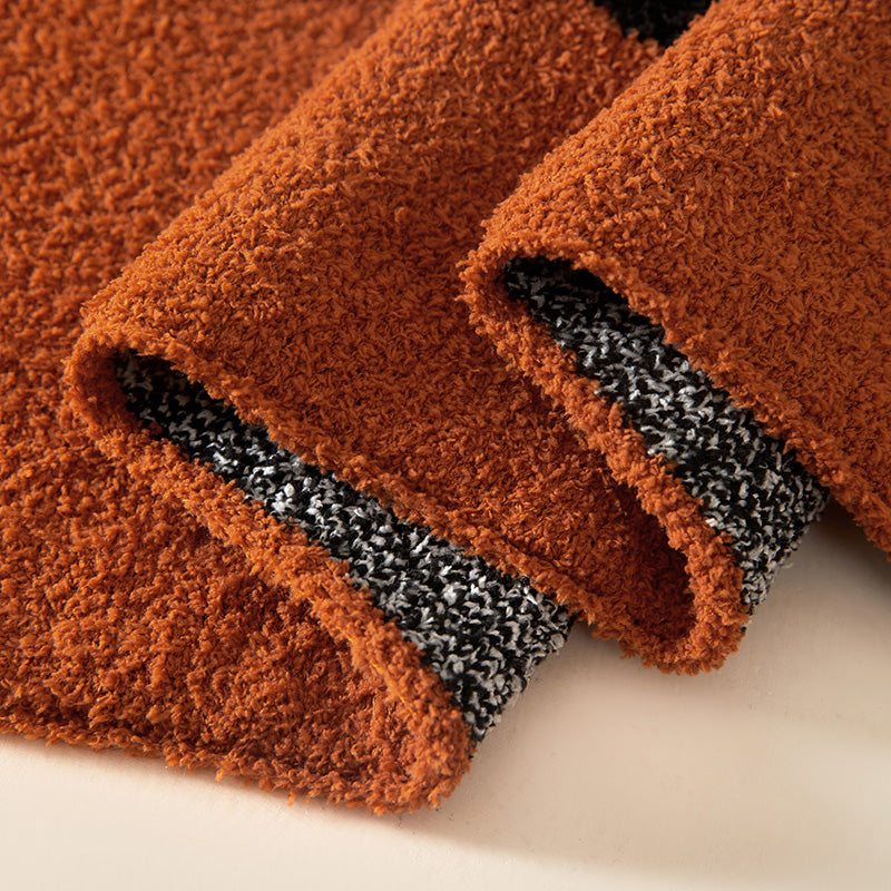 Solen Story Plush Velvet Blanket - Sienna Purr - 4
