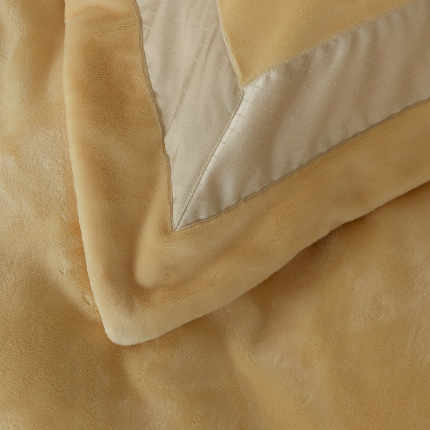 Velvet Mist Bedding Set