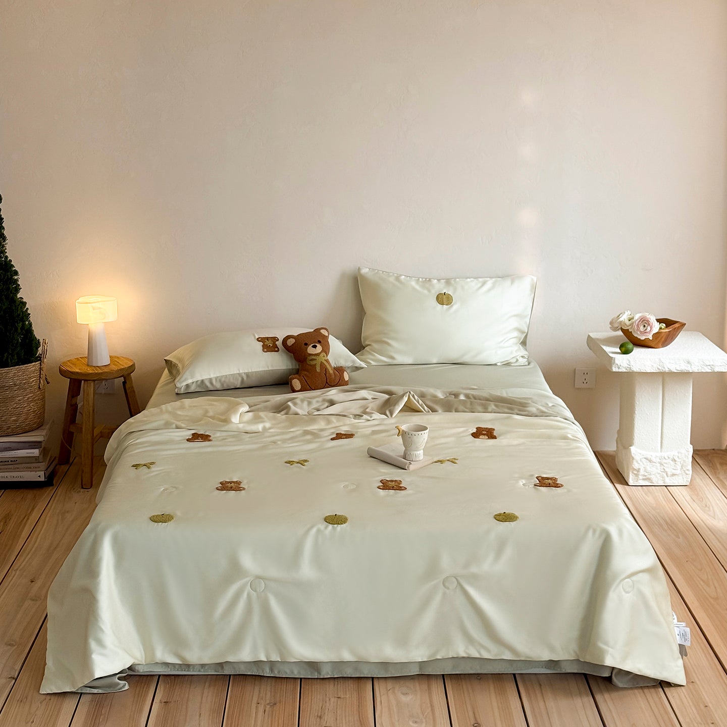 Snugglemarks Tufts Tencel™ Cooling Quilt