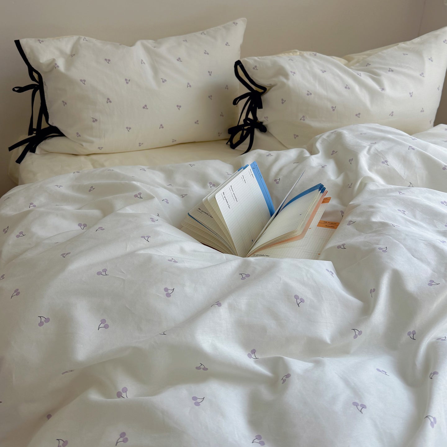 Serene Prints Bedding Set