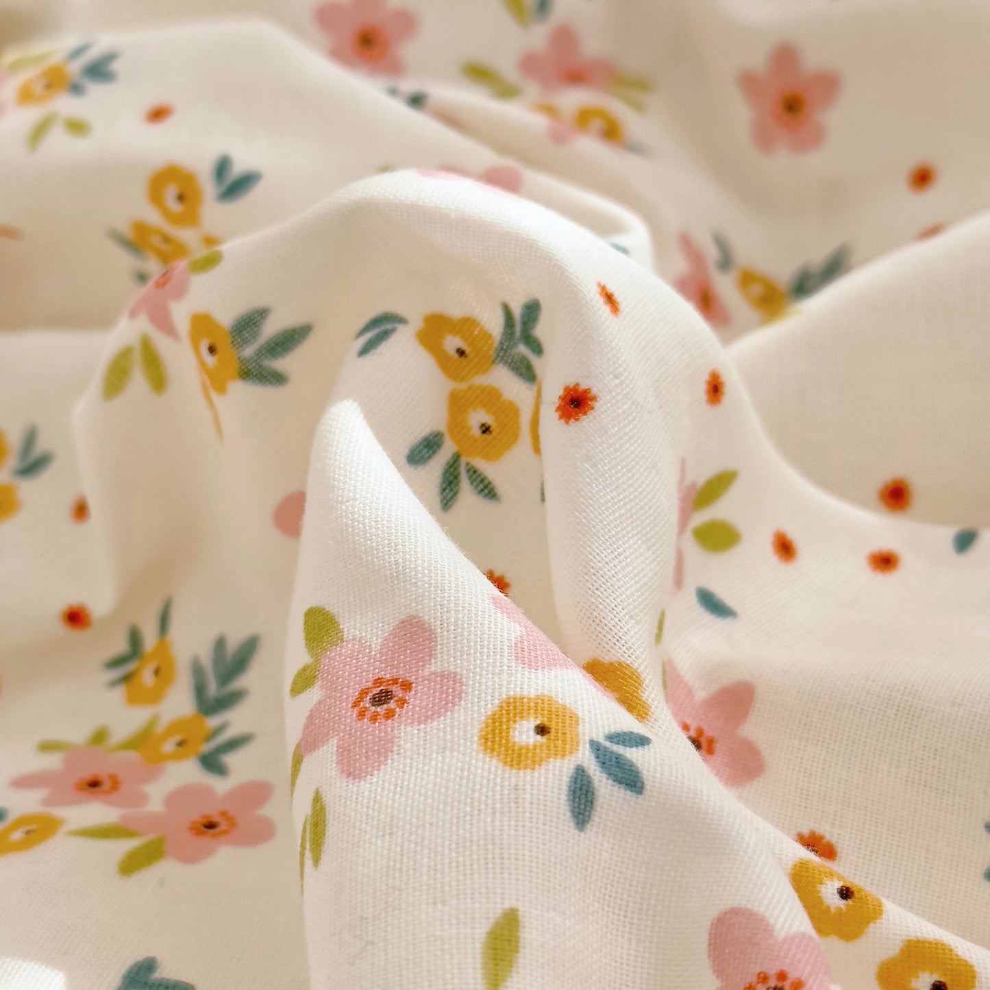 Daisy Delight Bedding Set