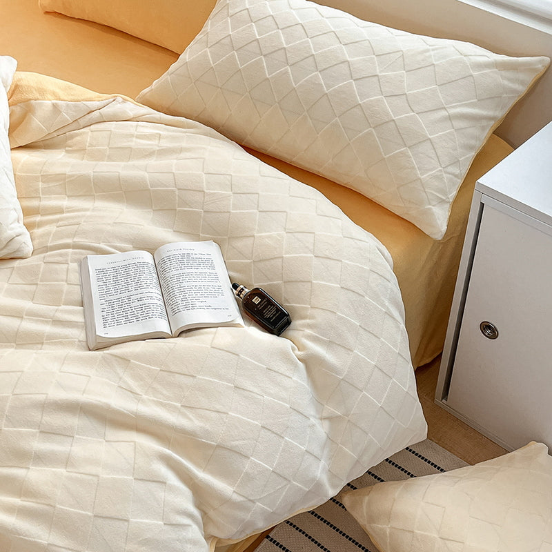 Embossed Milk Velvet Bedding Set