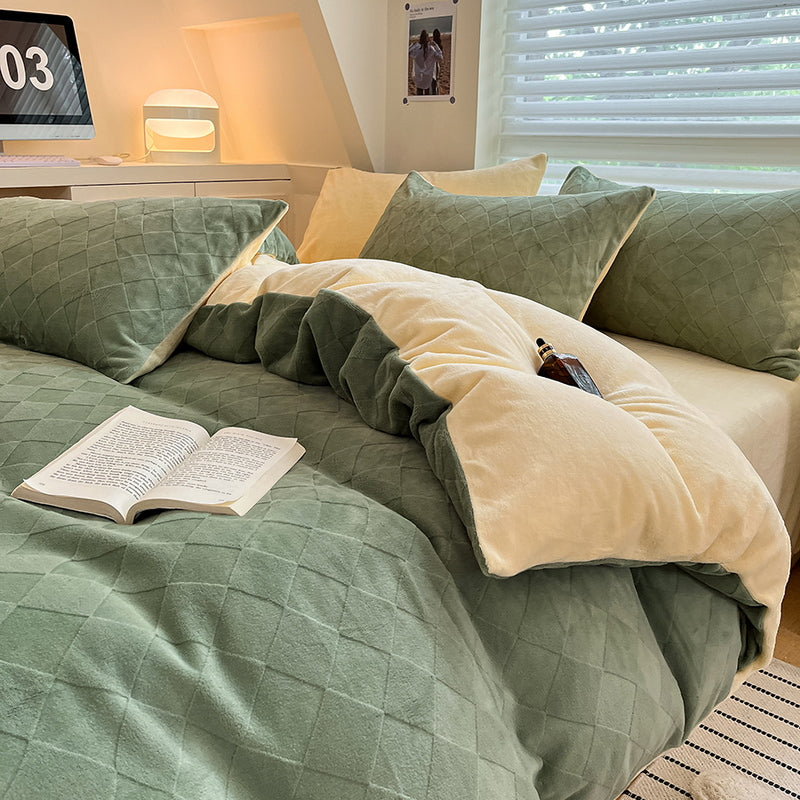 Embossed Milk Velvet Bedding Set