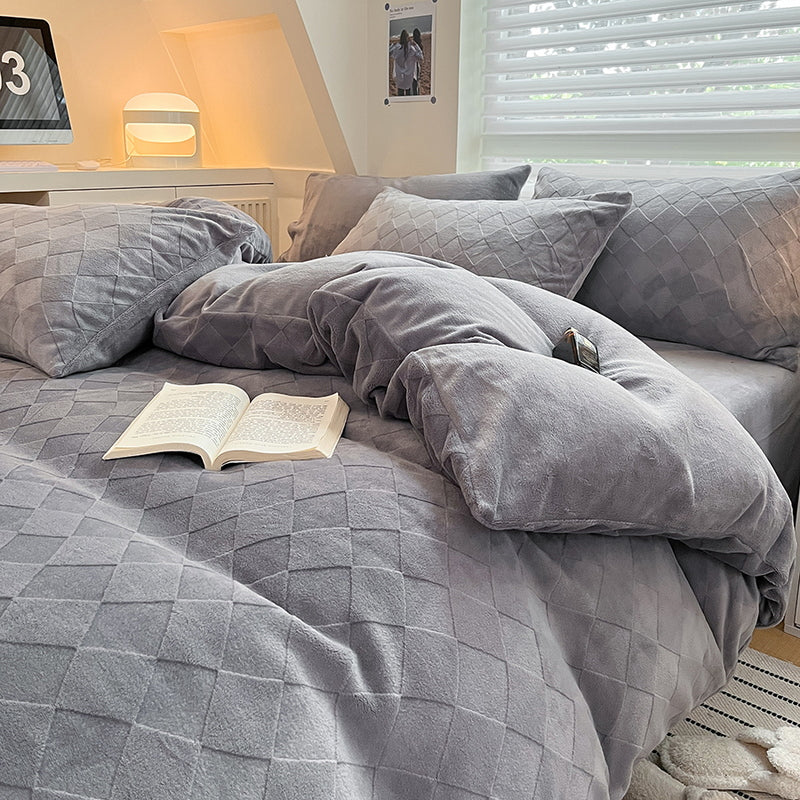 Embossed Milk Velvet Bedding Set