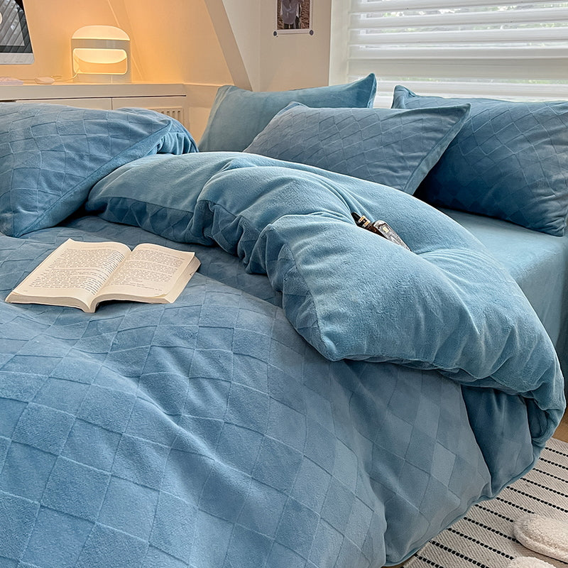 Embossed Milk Velvet Bedding Set