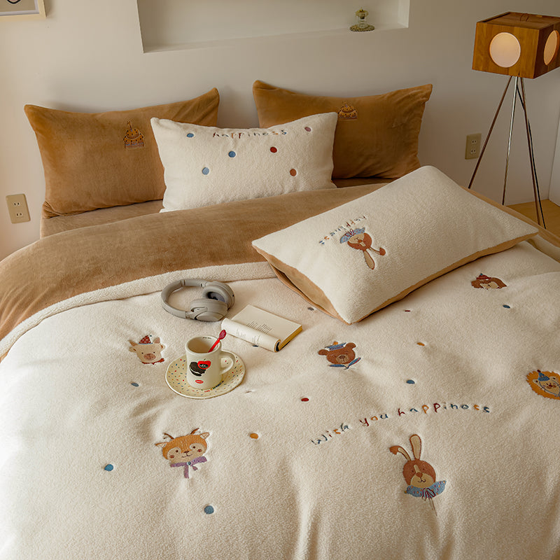 Dreamy Critter Bedding Set