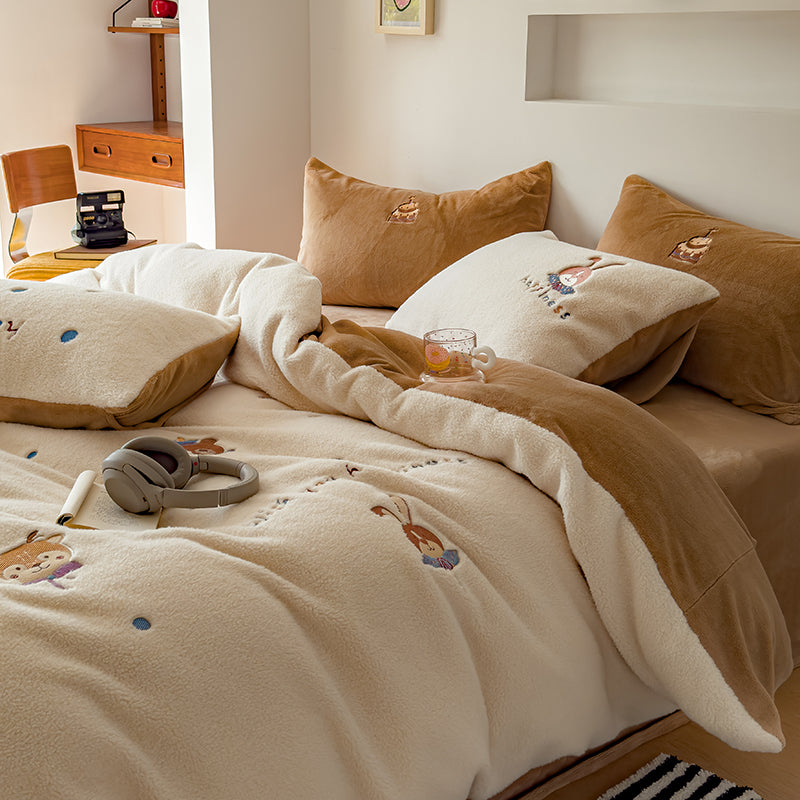 Dreamy Critter Bedding Set