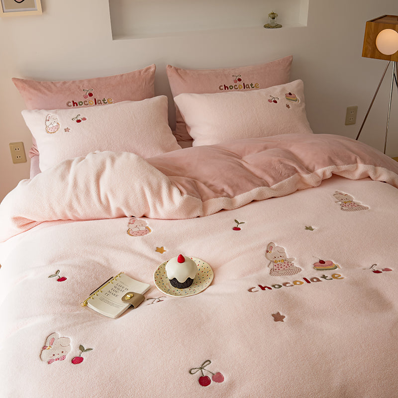 Dreamy Critter Bedding Set