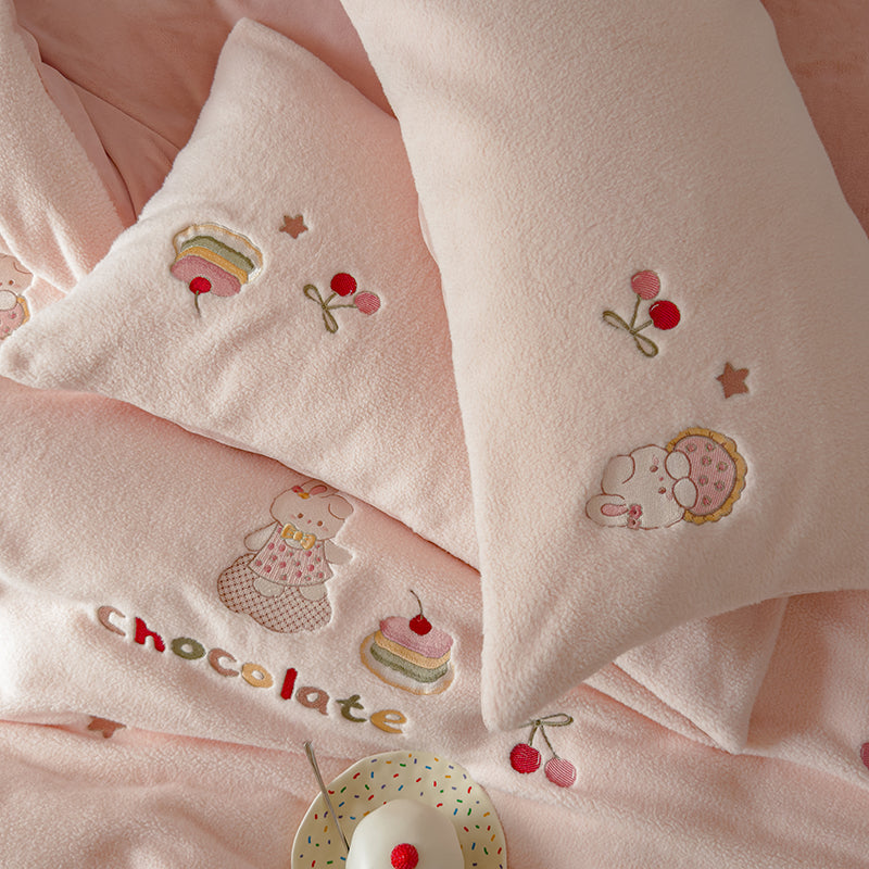 Dreamy Critter Bedding Set