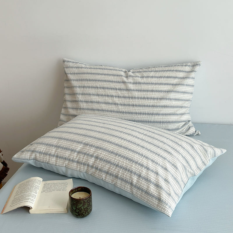Breeze Line Bedding Set