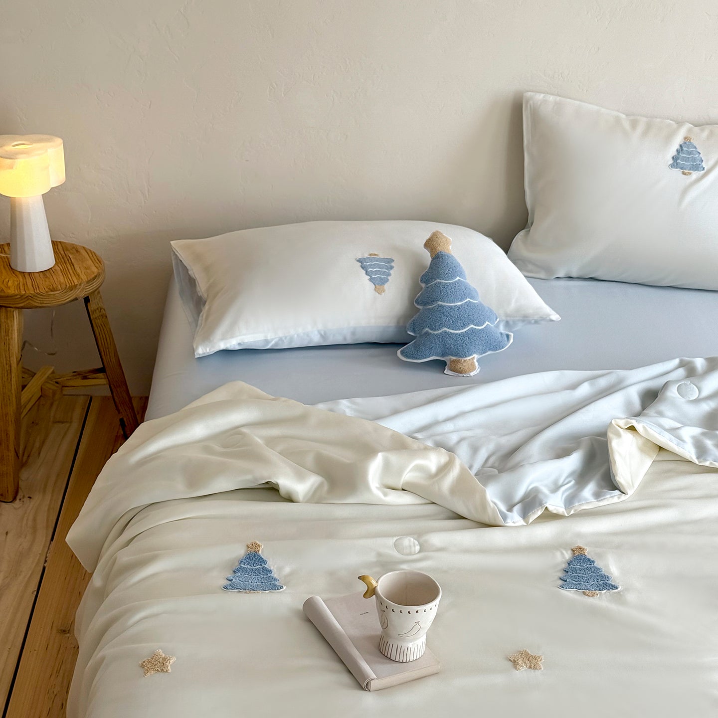 Snugglemarks Tufts Tencel™ Cooling Quilt