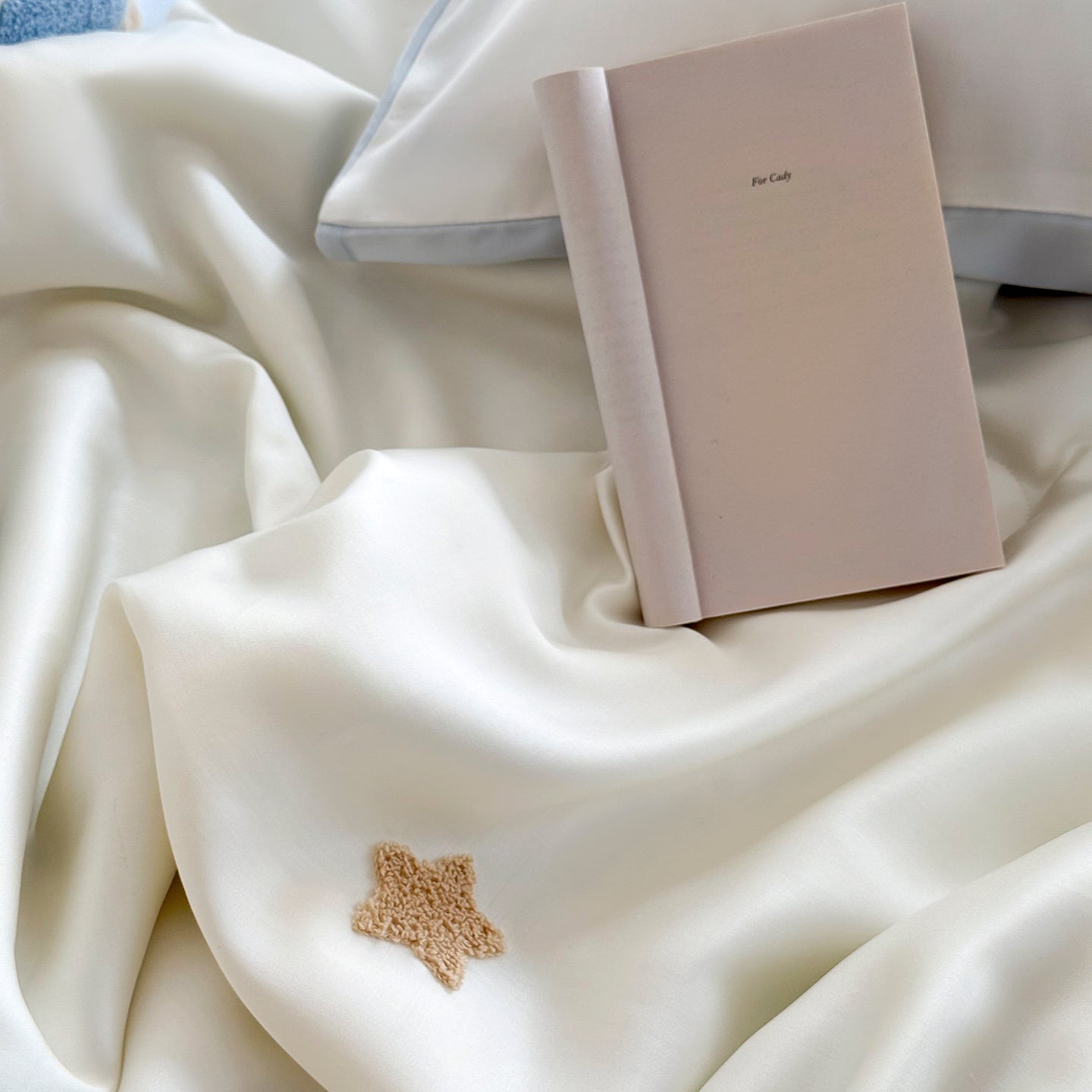 Snugglemarks Tufts Tencel™ Cooling Quilt