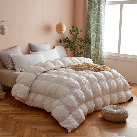 100% White Goose Down Pinch Pleated Duvet
