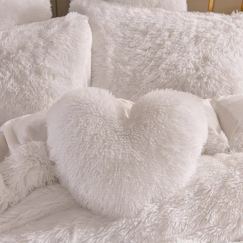Nordic Pure Color Plush Bedding Set
