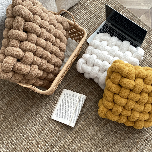 Nordic Square Lamb Fleece Seat Cushion